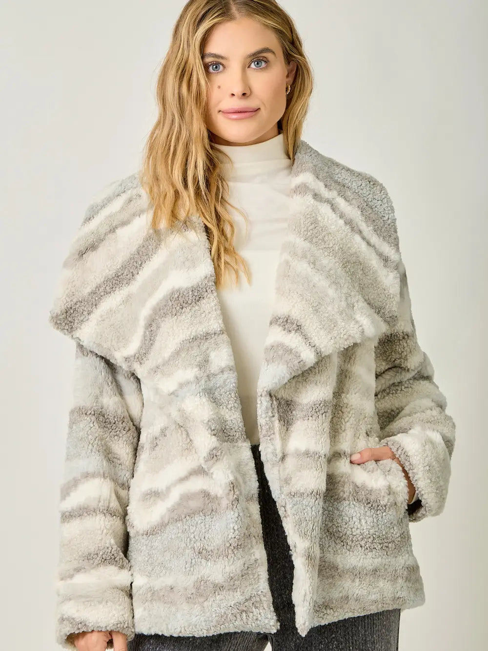 Big Lapel Collar Fur Jacket