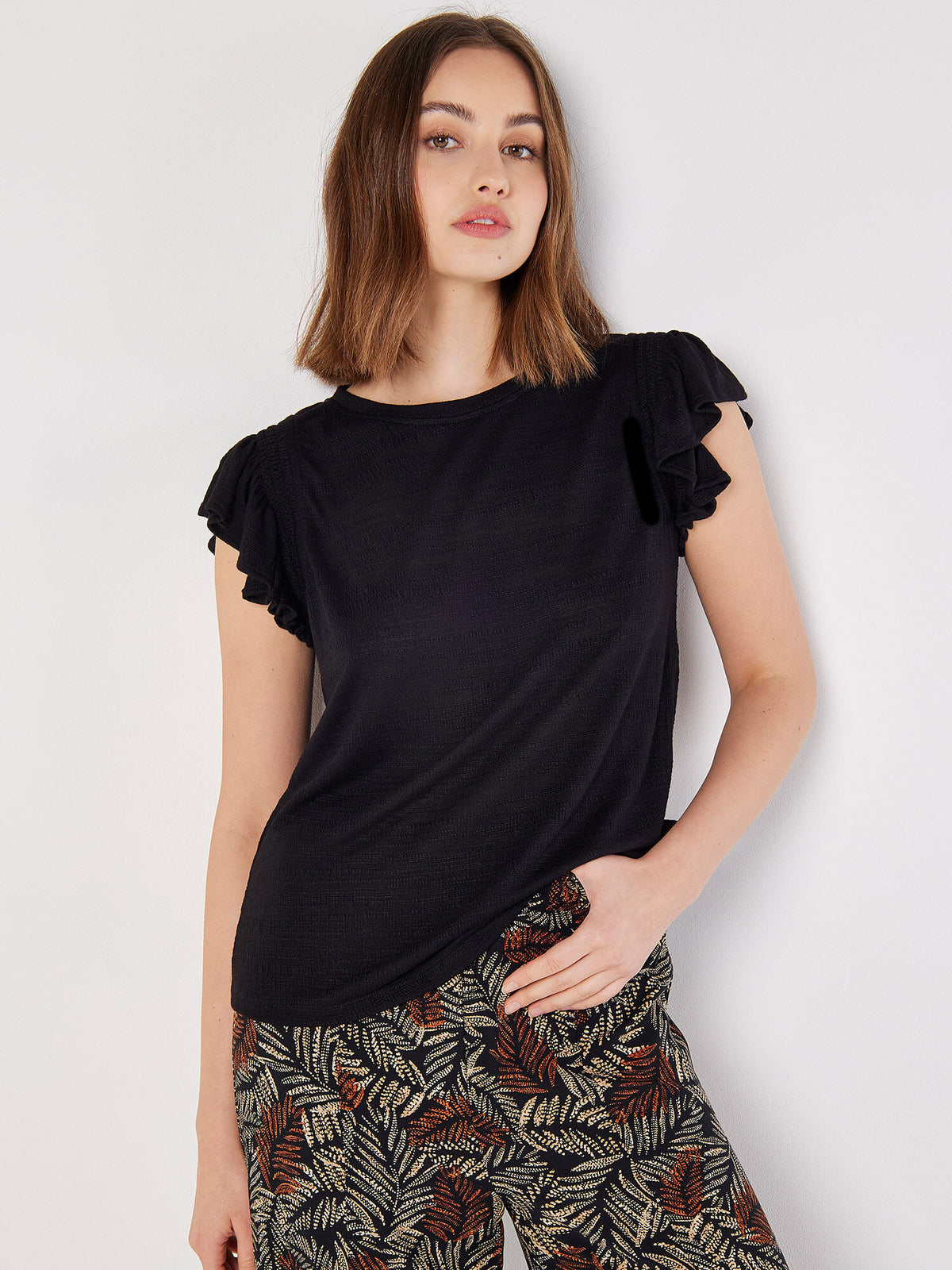 Ruffle Sleeve Slub Tee