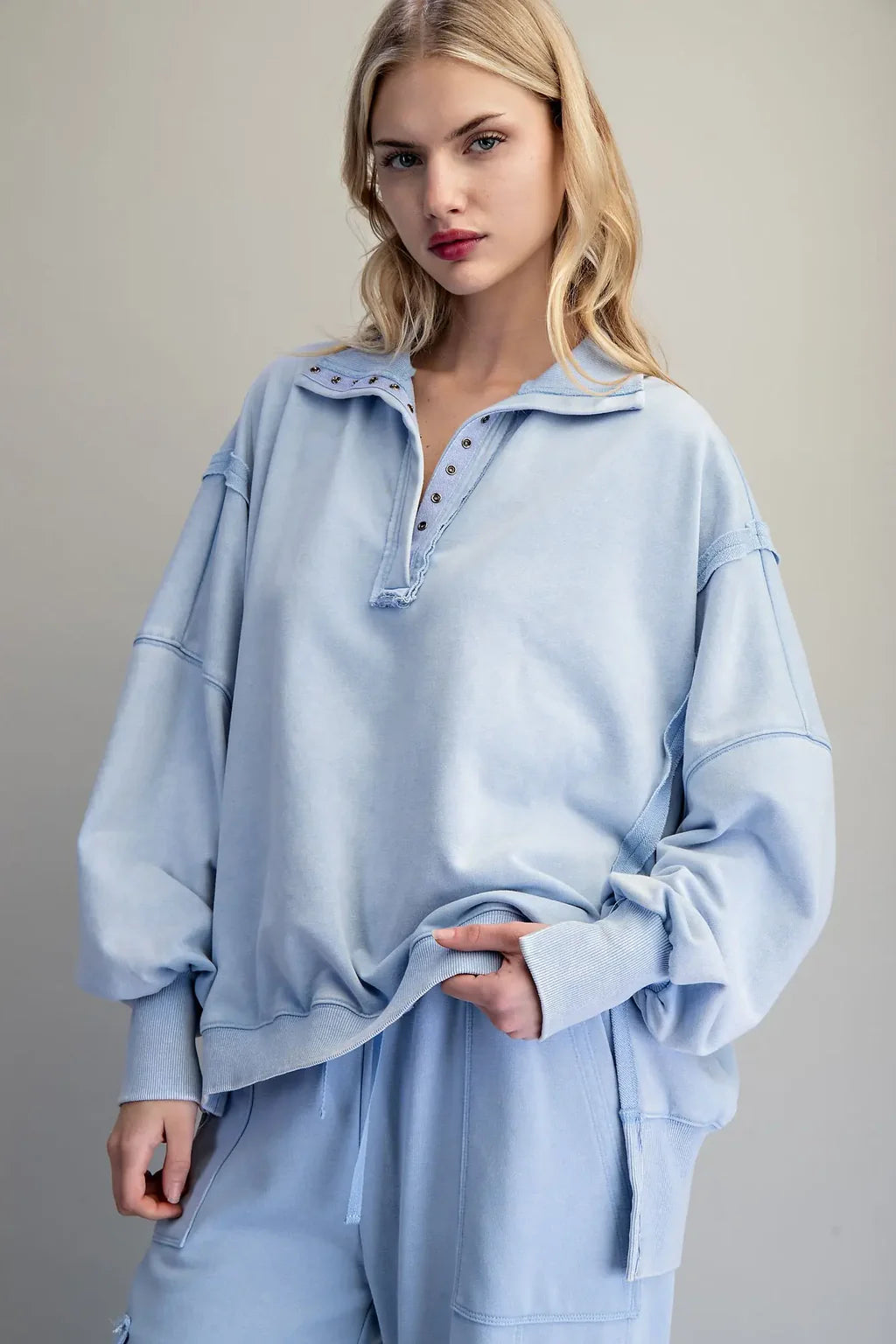 Washed Snap Long Sleeve Pullover