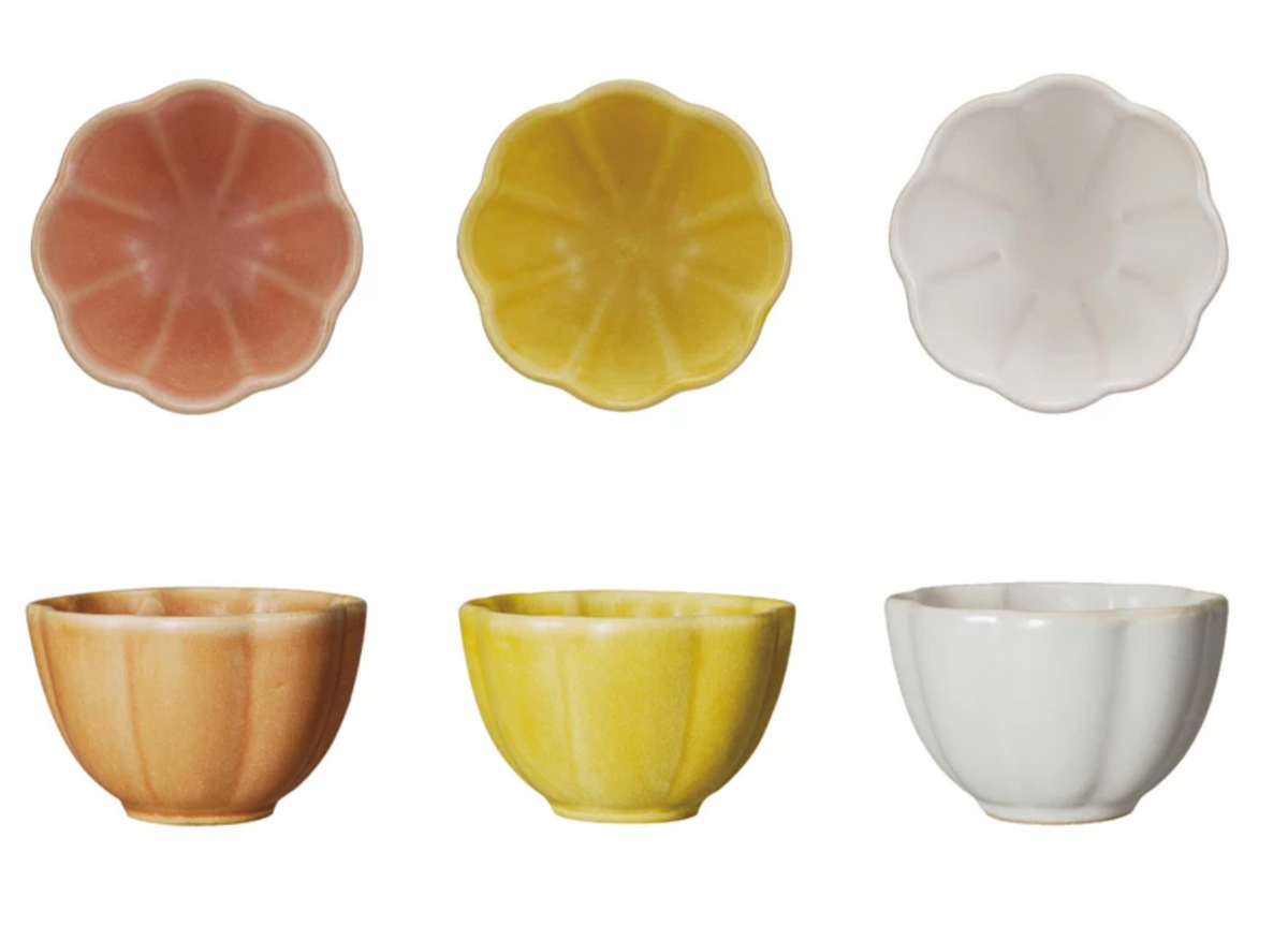 Stoneware Flower Shaped Bowl