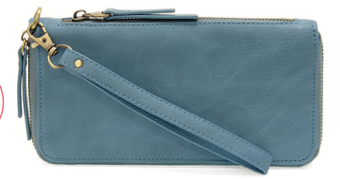 Chloe Zip Around Wallet Wristlet