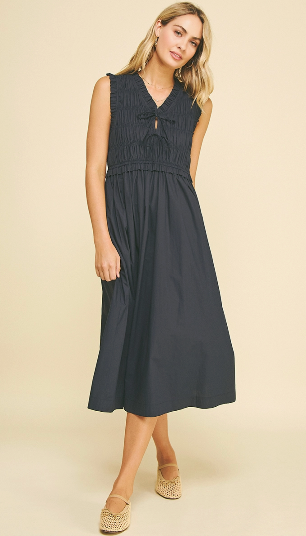 Front-Tie Detailed Smocking Midi Dress